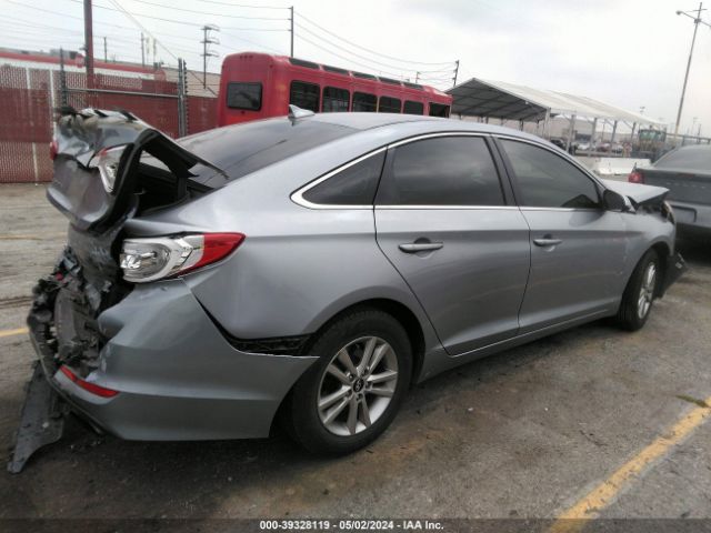 Photo 3 VIN: 5NPE24AF3FH060845 - HYUNDAI SONATA 