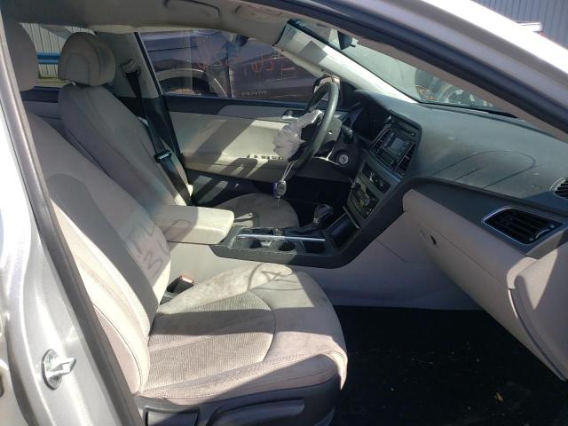 Photo 4 VIN: 5NPE24AF3FH062529 - HYUNDAI SONATA SE 