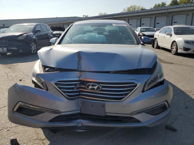 Photo 4 VIN: 5NPE24AF3FH066273 - HYUNDAI SONATA SE 