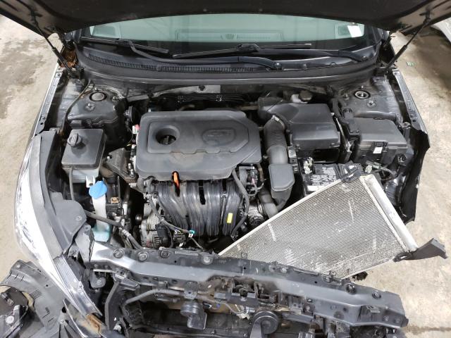 Photo 6 VIN: 5NPE24AF3FH066869 - HYUNDAI SONATA SE 