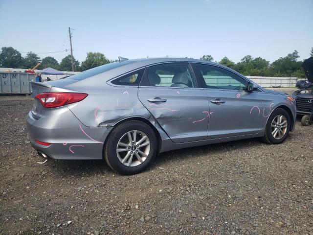 Photo 2 VIN: 5NPE24AF3FH082991 - HYUNDAI SONATA SE 