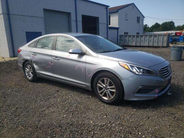 Photo 3 VIN: 5NPE24AF3FH082991 - HYUNDAI SONATA SE 