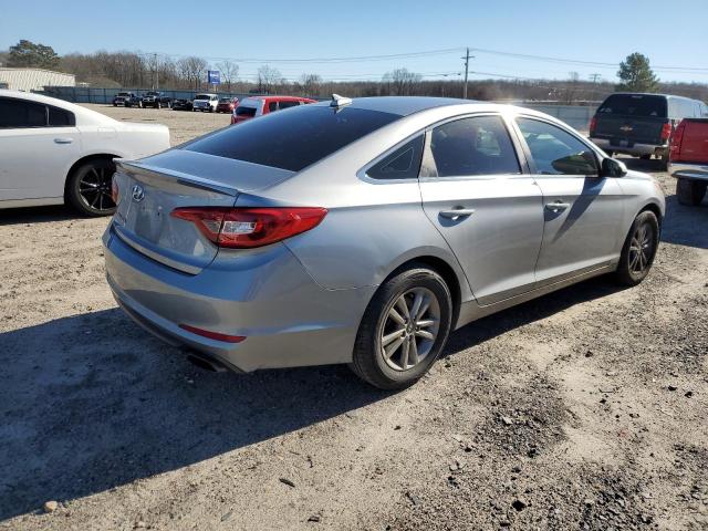 Photo 2 VIN: 5NPE24AF3FH085745 - HYUNDAI SONATA SE 