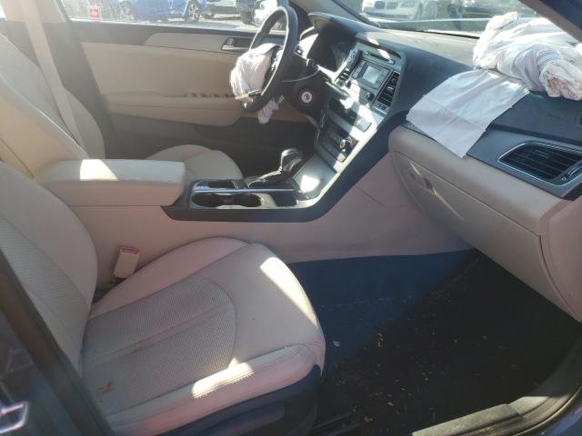 Photo 4 VIN: 5NPE24AF3FH097247 - HYUNDAI SONATA SE 