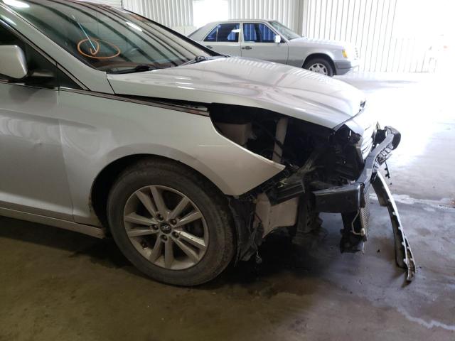 Photo 8 VIN: 5NPE24AF3FH105704 - HYUNDAI SONATA SE 