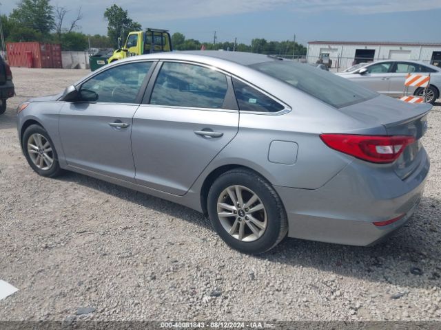 Photo 2 VIN: 5NPE24AF3FH128027 - HYUNDAI SONATA 