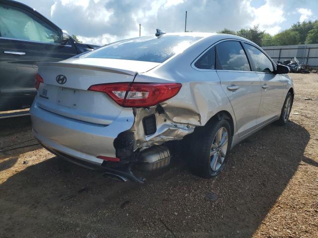 Photo 3 VIN: 5NPE24AF3FH135799 - HYUNDAI SONATA SE 