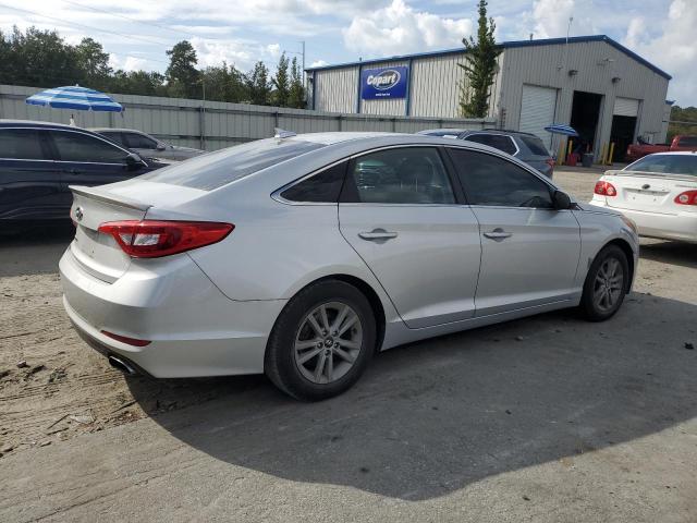 Photo 2 VIN: 5NPE24AF3FH154031 - HYUNDAI SONATA SE 