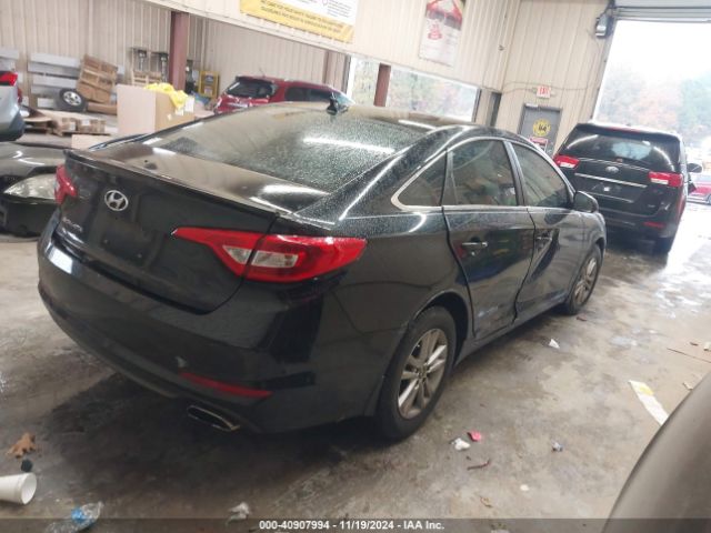 Photo 3 VIN: 5NPE24AF3FH155776 - HYUNDAI SONATA 