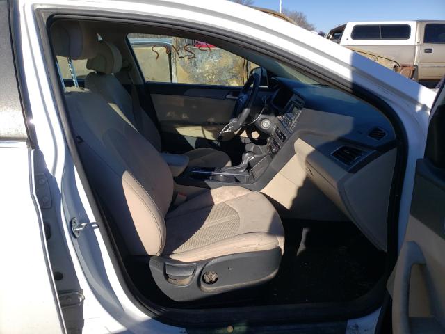 Photo 4 VIN: 5NPE24AF3FH156362 - HYUNDAI SONATA SE 