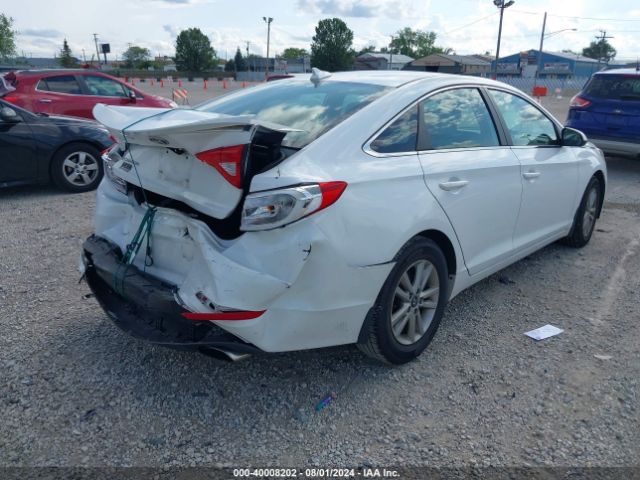 Photo 3 VIN: 5NPE24AF3FH159407 - HYUNDAI SONATA 