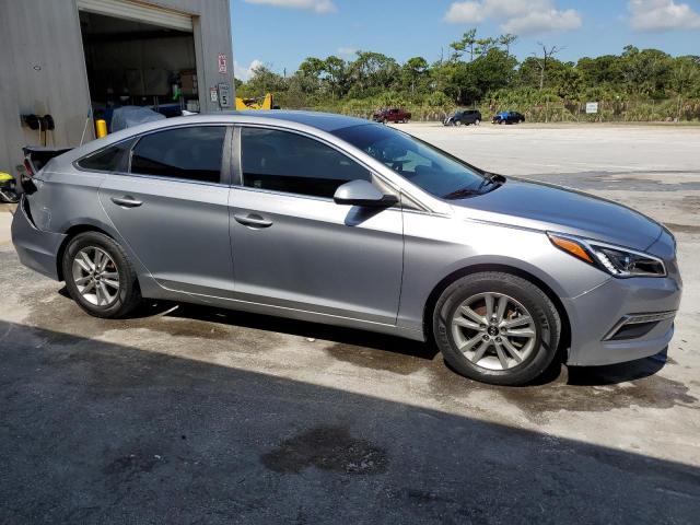 Photo 3 VIN: 5NPE24AF3FH166776 - HYUNDAI SONATA 