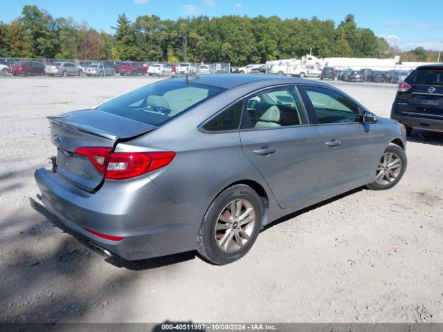 Photo 3 VIN: 5NPE24AF3FH210212 - HYUNDAI SONATA 