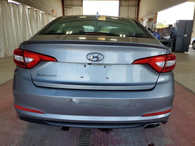 Photo 5 VIN: 5NPE24AF3FH211053 - HYUNDAI SONATA SE 