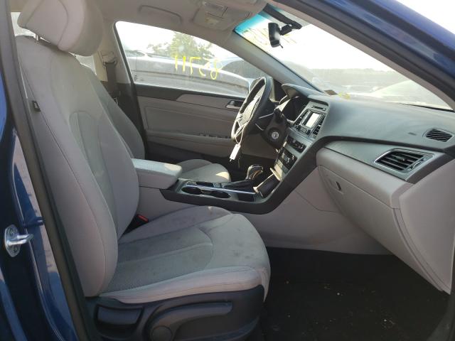 Photo 4 VIN: 5NPE24AF3FH216785 - HYUNDAI SONATA SE 