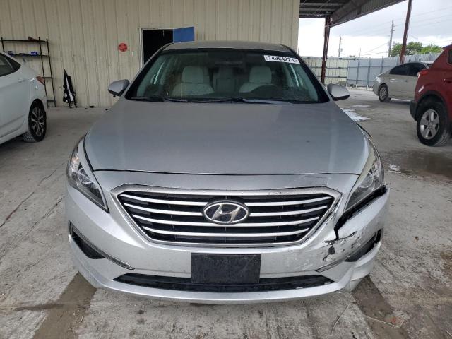 Photo 4 VIN: 5NPE24AF3FH217547 - HYUNDAI SONATA SE 