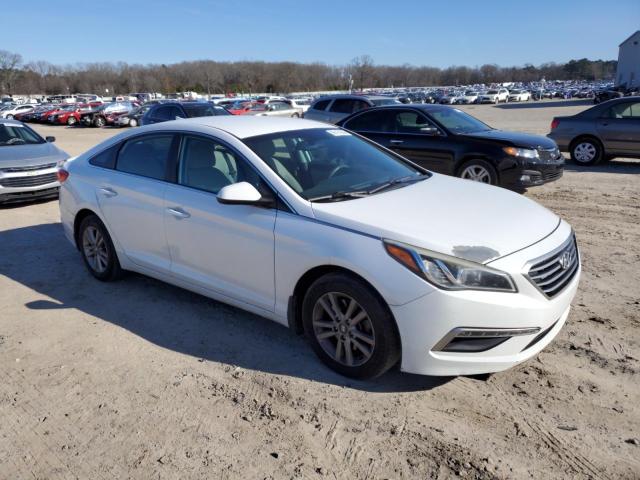 Photo 3 VIN: 5NPE24AF3FH241816 - HYUNDAI SONATA SE 