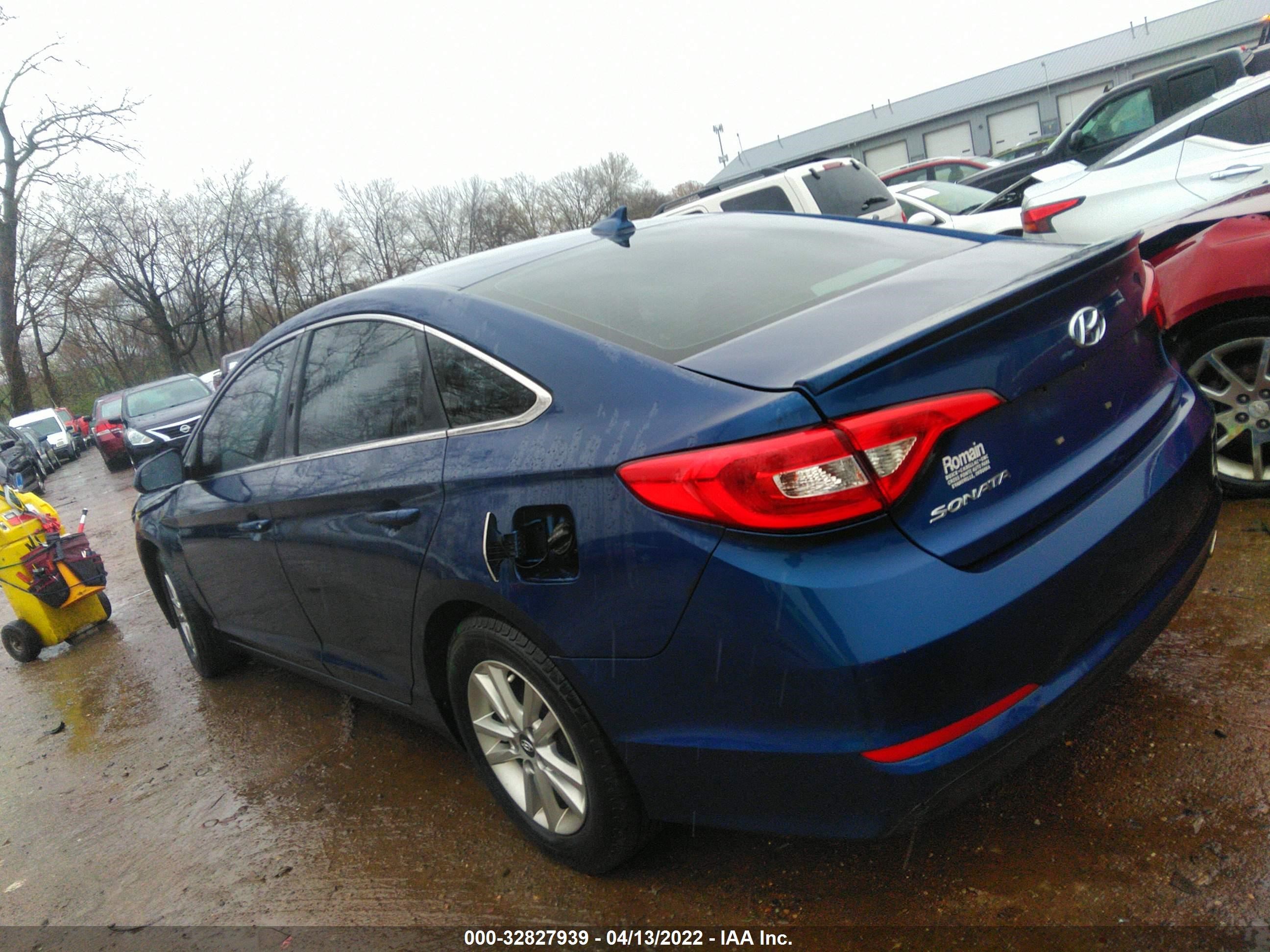 Photo 2 VIN: 5NPE24AF3GH265387 - HYUNDAI SONATA 