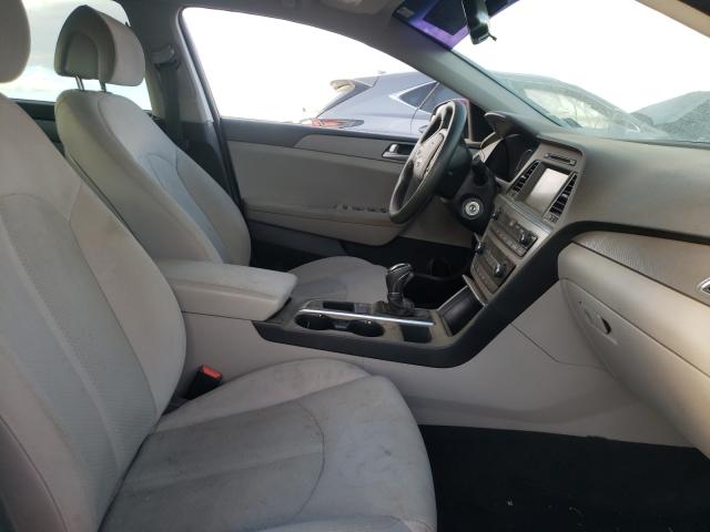 Photo 4 VIN: 5NPE24AF3GH265583 - HYUNDAI SONATA SE 