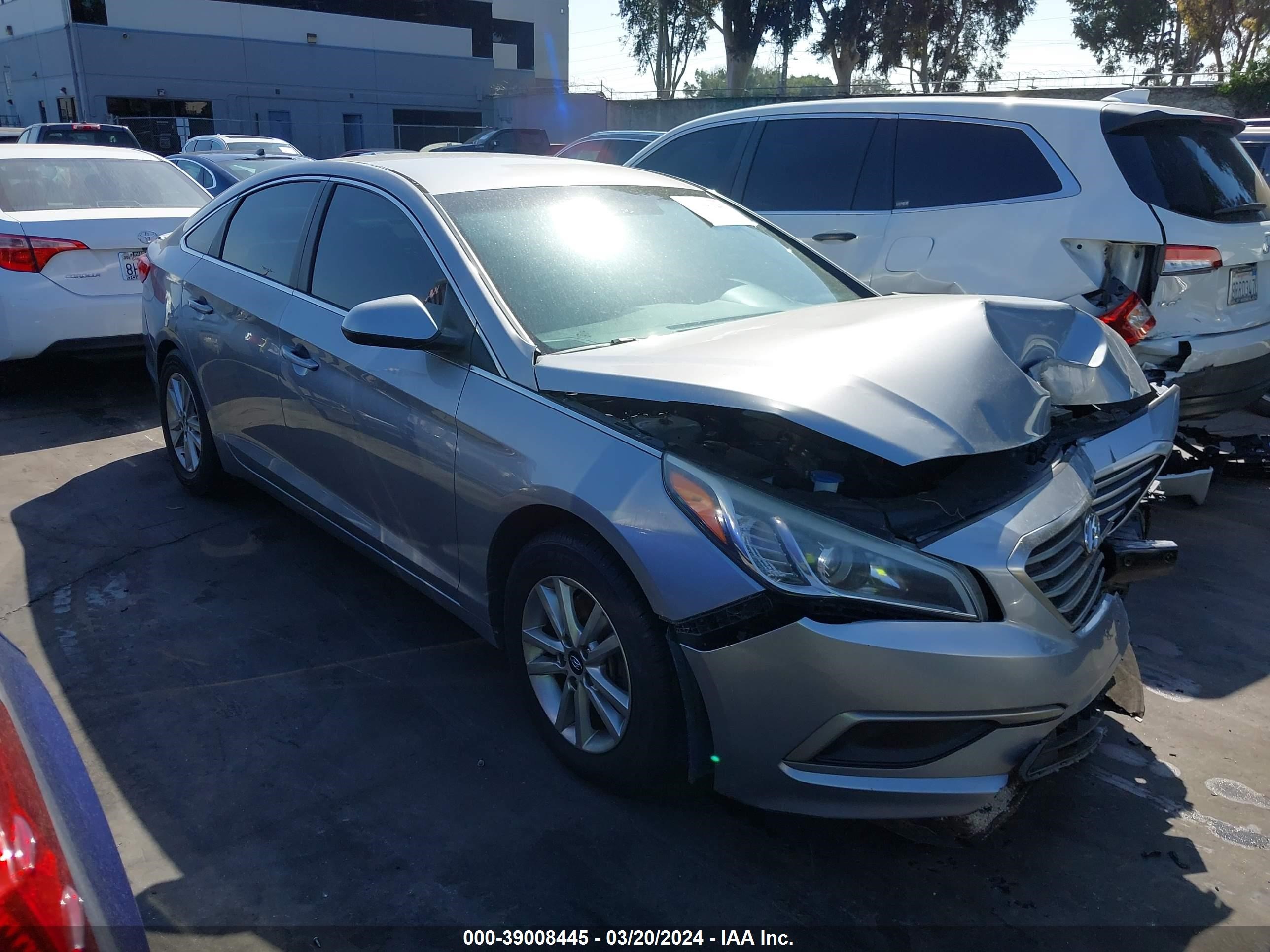 Photo 0 VIN: 5NPE24AF3GH267432 - HYUNDAI SONATA 