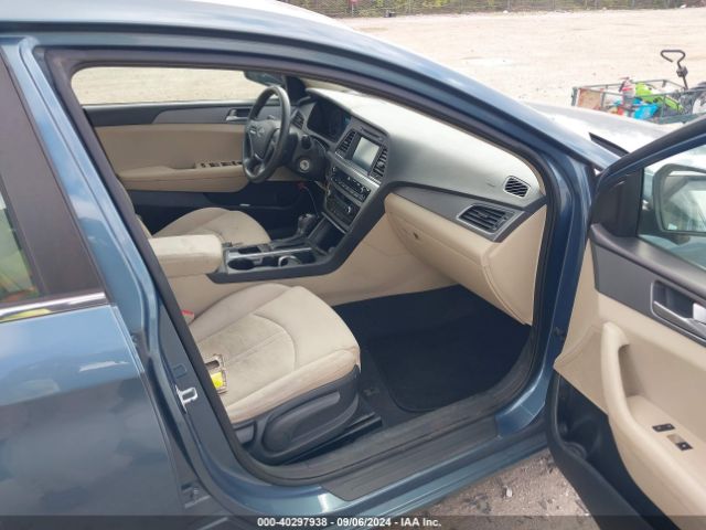 Photo 4 VIN: 5NPE24AF3GH277152 - HYUNDAI SONATA 