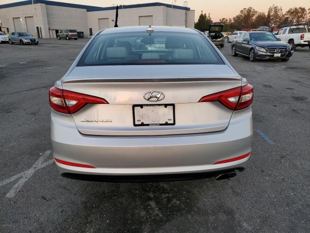 Photo 5 VIN: 5NPE24AF3GH277961 - HYUNDAI SONATA SE 