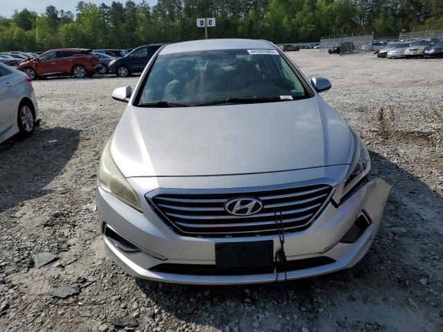 Photo 4 VIN: 5NPE24AF3GH285607 - HYUNDAI SONATA SE 