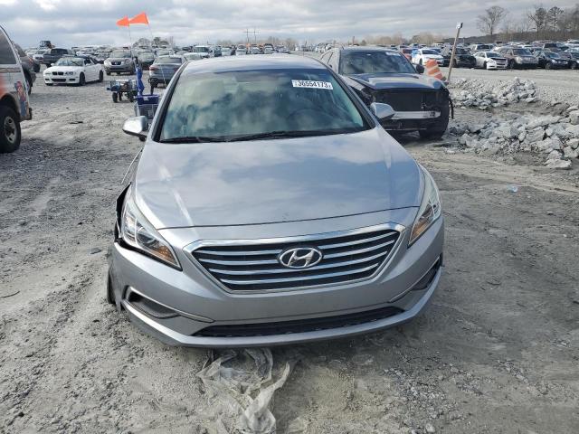 Photo 4 VIN: 5NPE24AF3GH289320 - HYUNDAI SONATA SE 