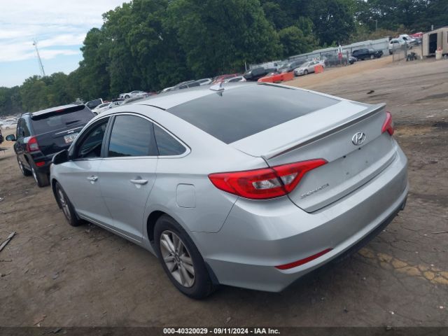 Photo 2 VIN: 5NPE24AF3GH301269 - HYUNDAI SONATA 