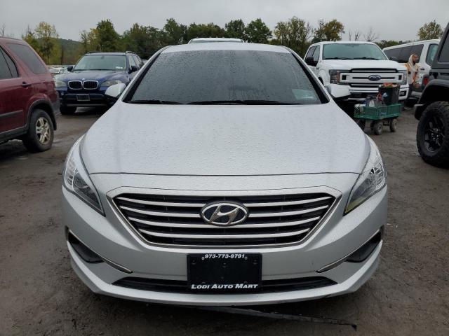 Photo 3 VIN: 5NPE24AF3GH303314 - HYUNDAI SONATA SE 