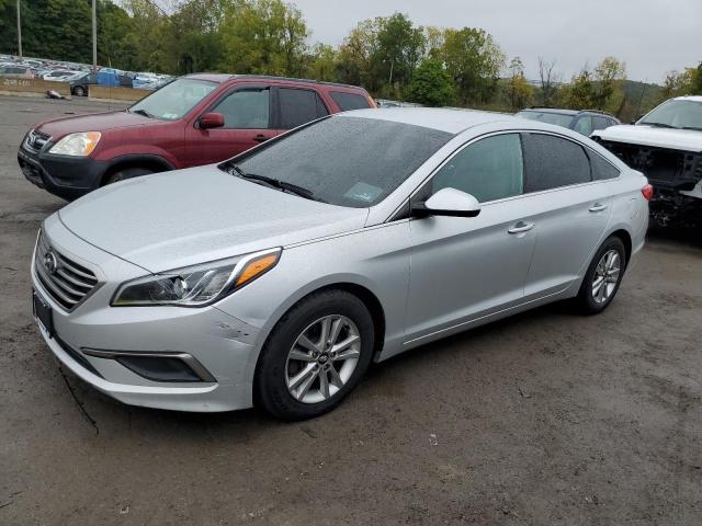 Photo 4 VIN: 5NPE24AF3GH303314 - HYUNDAI SONATA SE 