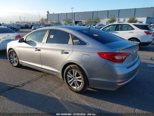 Photo 2 VIN: 5NPE24AF3GH324731 - HYUNDAI SONATA 