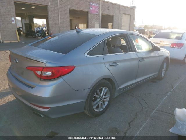 Photo 3 VIN: 5NPE24AF3GH324731 - HYUNDAI SONATA 