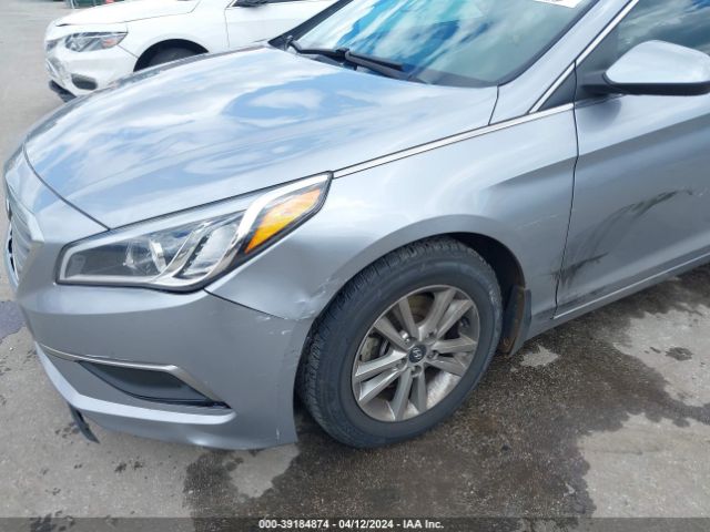 Photo 5 VIN: 5NPE24AF3GH324745 - HYUNDAI SONATA 