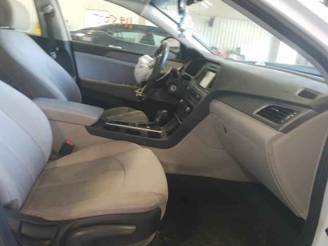 Photo 4 VIN: 5NPE24AF3GH351556 - HYUNDAI SONATA SE 