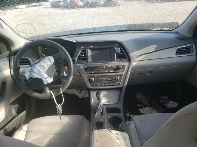 Photo 8 VIN: 5NPE24AF3GH353260 - HYUNDAI SONATA SE 