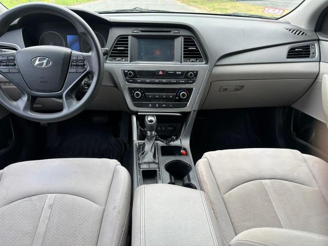 Photo 8 VIN: 5NPE24AF3GH356773 - HYUNDAI SONATA 