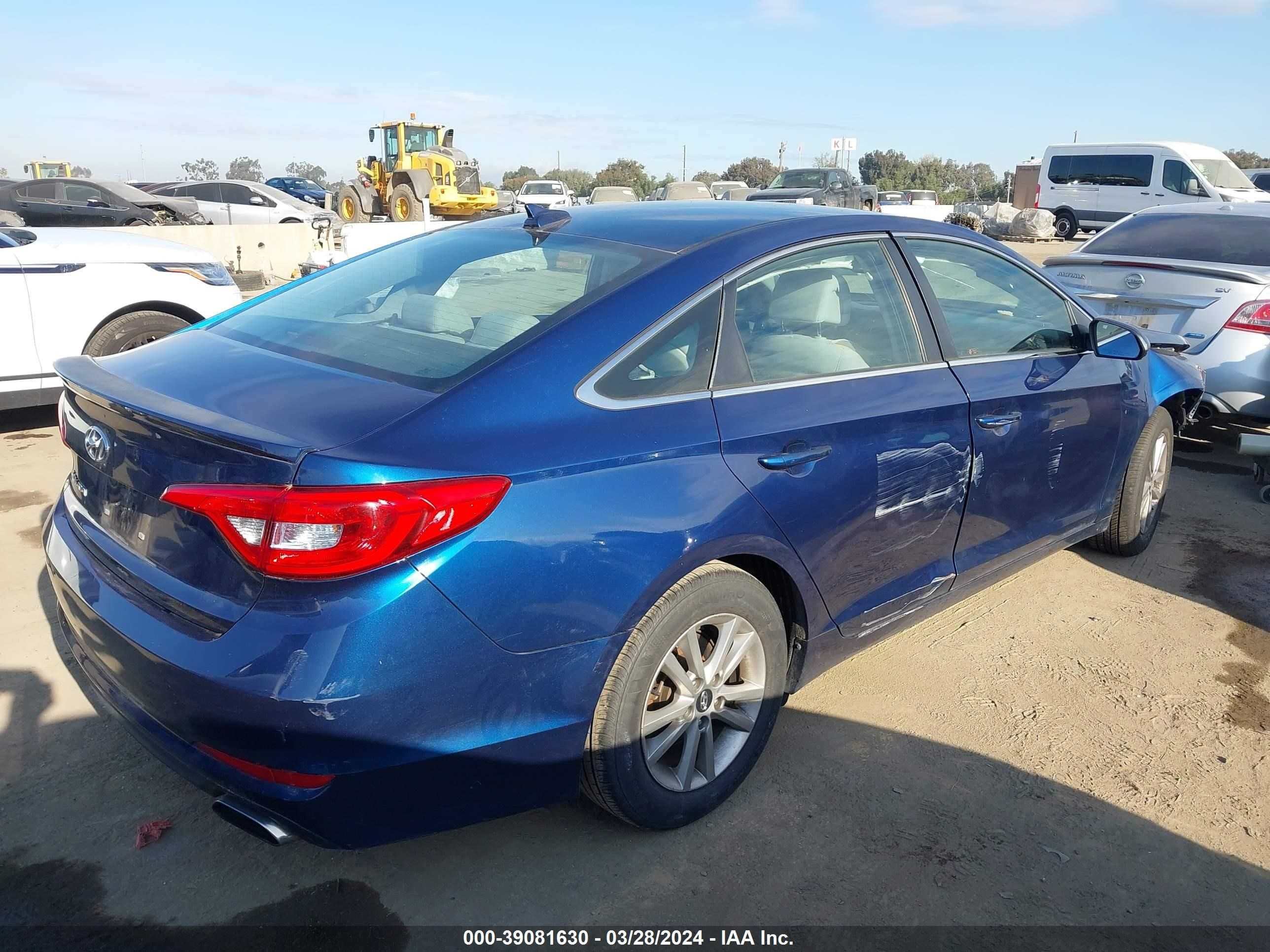 Photo 3 VIN: 5NPE24AF3GH357521 - HYUNDAI SONATA 