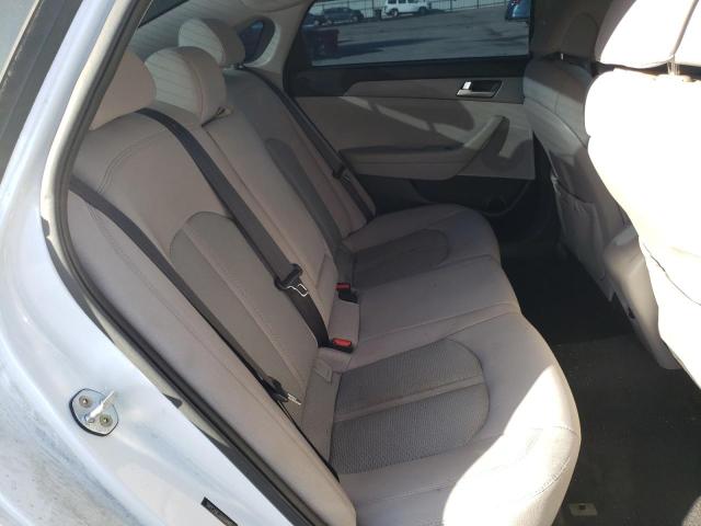 Photo 9 VIN: 5NPE24AF3GH359401 - HYUNDAI SONATA SE 