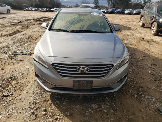 Photo 4 VIN: 5NPE24AF3GH359589 - HYUNDAI SONATA SE 