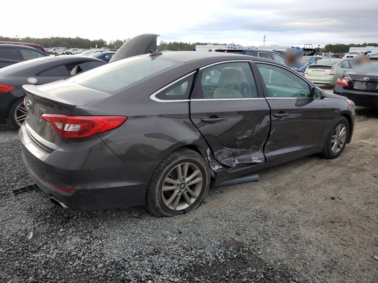 Photo 2 VIN: 5NPE24AF3GH360449 - HYUNDAI SONATA 