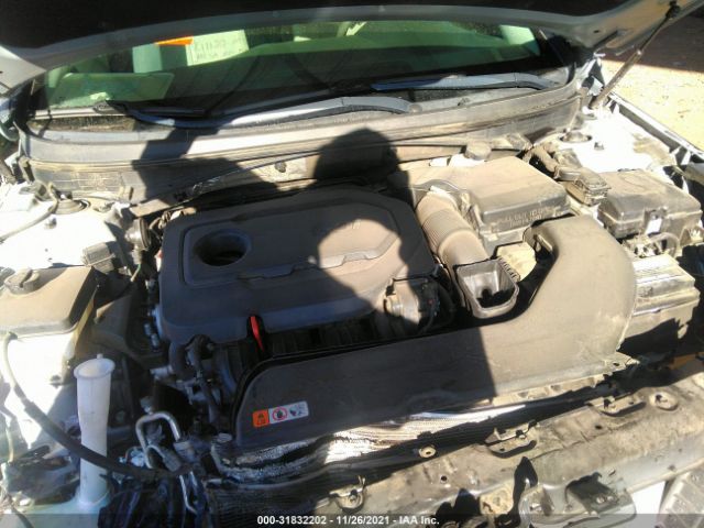 Photo 9 VIN: 5NPE24AF3GH363089 - HYUNDAI SONATA 