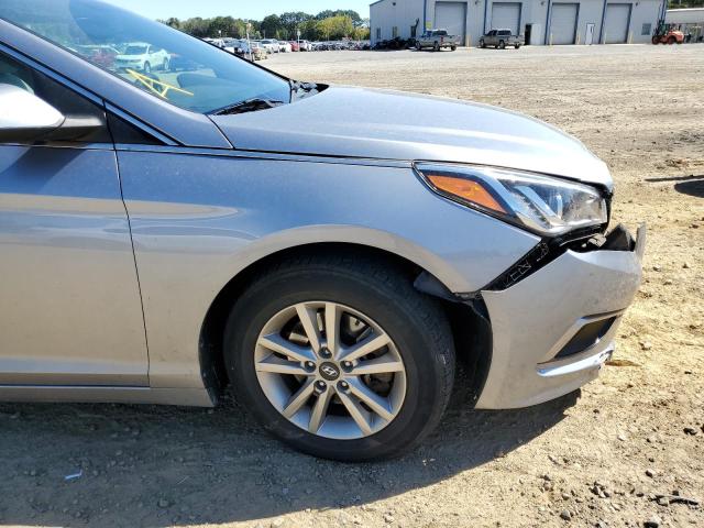 Photo 8 VIN: 5NPE24AF3GH363240 - HYUNDAI SONATA SE 