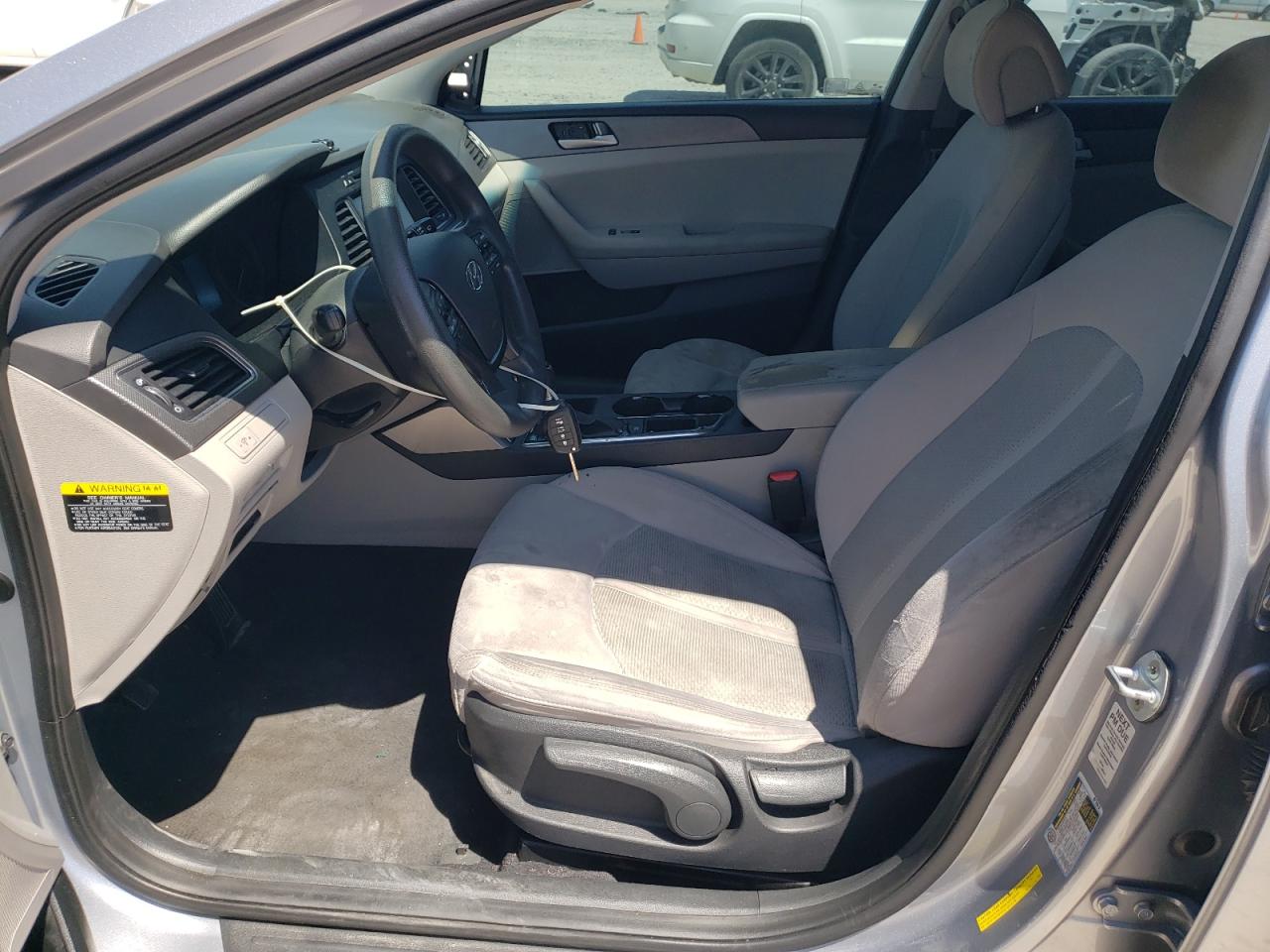 Photo 6 VIN: 5NPE24AF3GH369863 - HYUNDAI SONATA 