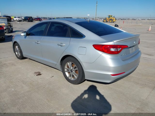 Photo 2 VIN: 5NPE24AF3GH371466 - HYUNDAI SONATA 