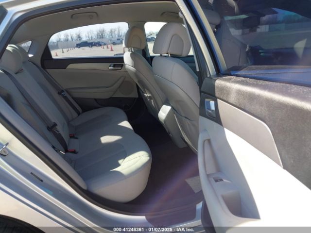 Photo 7 VIN: 5NPE24AF3GH371466 - HYUNDAI SONATA 