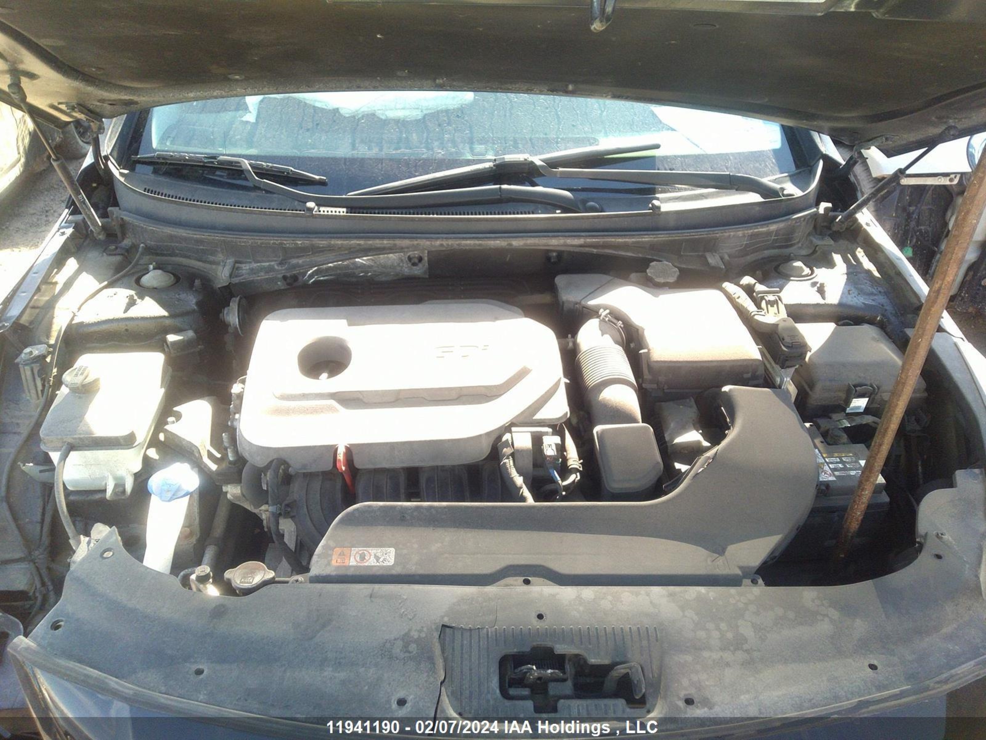 Photo 9 VIN: 5NPE24AF3GH383584 - HYUNDAI SONATA 