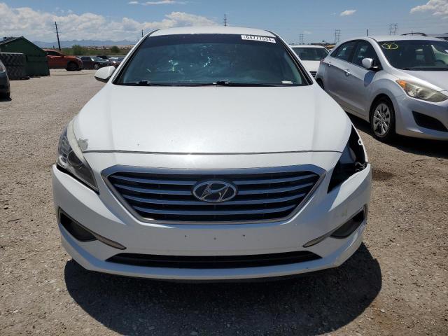 Photo 4 VIN: 5NPE24AF3GH391670 - HYUNDAI SONATA SE 