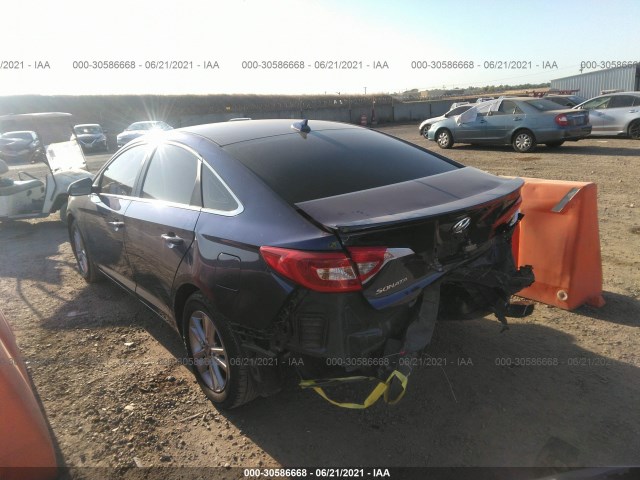 Photo 2 VIN: 5NPE24AF3GH393810 - HYUNDAI SONATA 