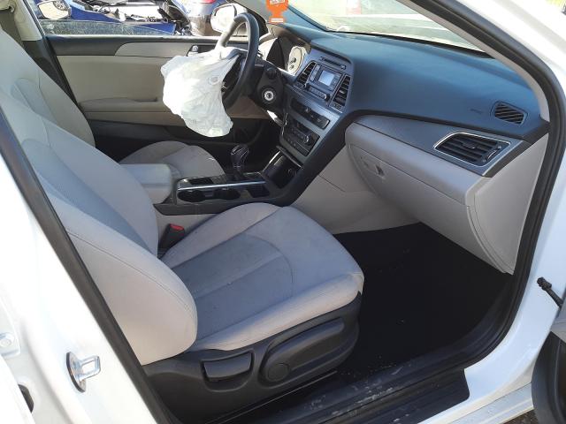 Photo 4 VIN: 5NPE24AF3GH393855 - HYUNDAI SONATA SE 